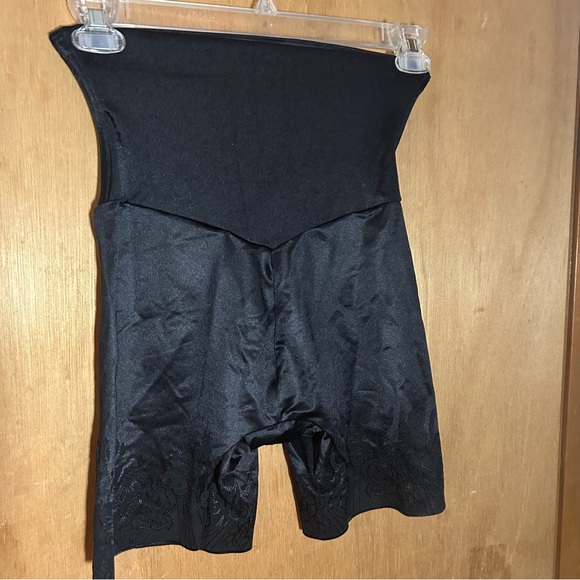 Flexees Midnight Black High waisted Shapewear. Size XL - Picture 2 of 6
